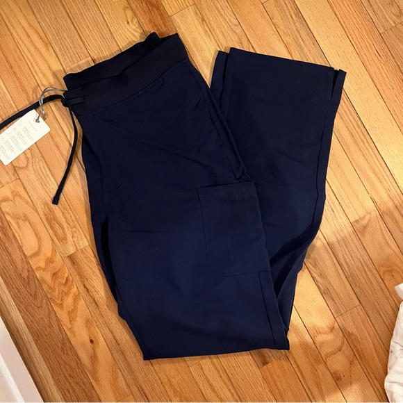 Mandala Scrub Set - Picture 2 of 5